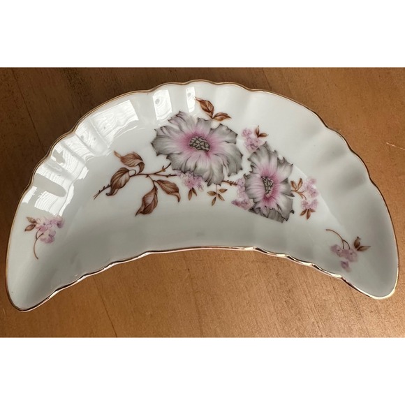 Andrea By Sadek Other - Andrea by Sadek Floral Crescent Bone Dish Pink Grey Gold Gilt Japan 7753 Vintage